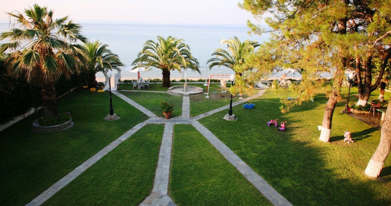 Tasos Resort Garden